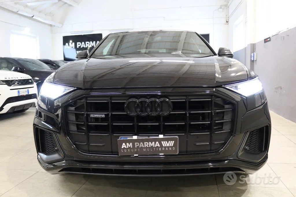 Audi Q8 2021 photo 2