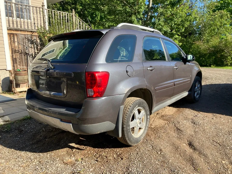 Pontiac Torrent 2008 photo 4
