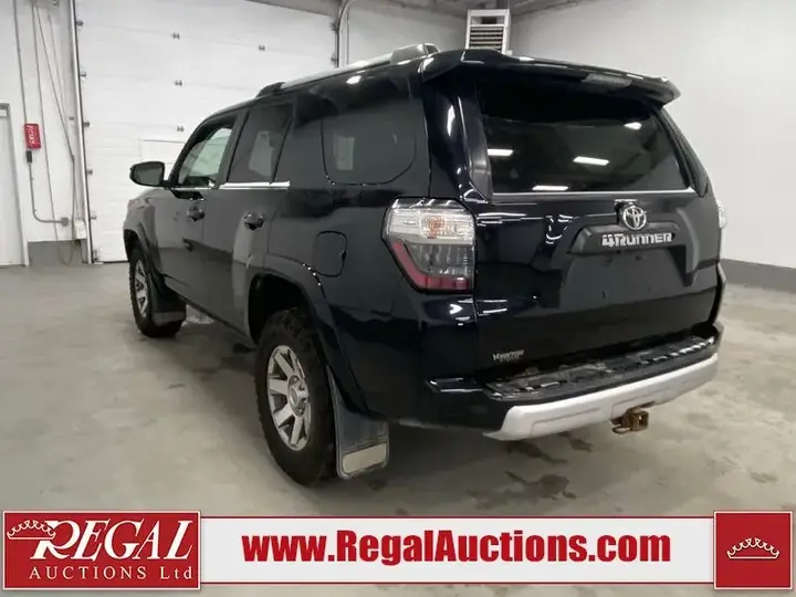 Toyota 4Runner 2015 photo 4