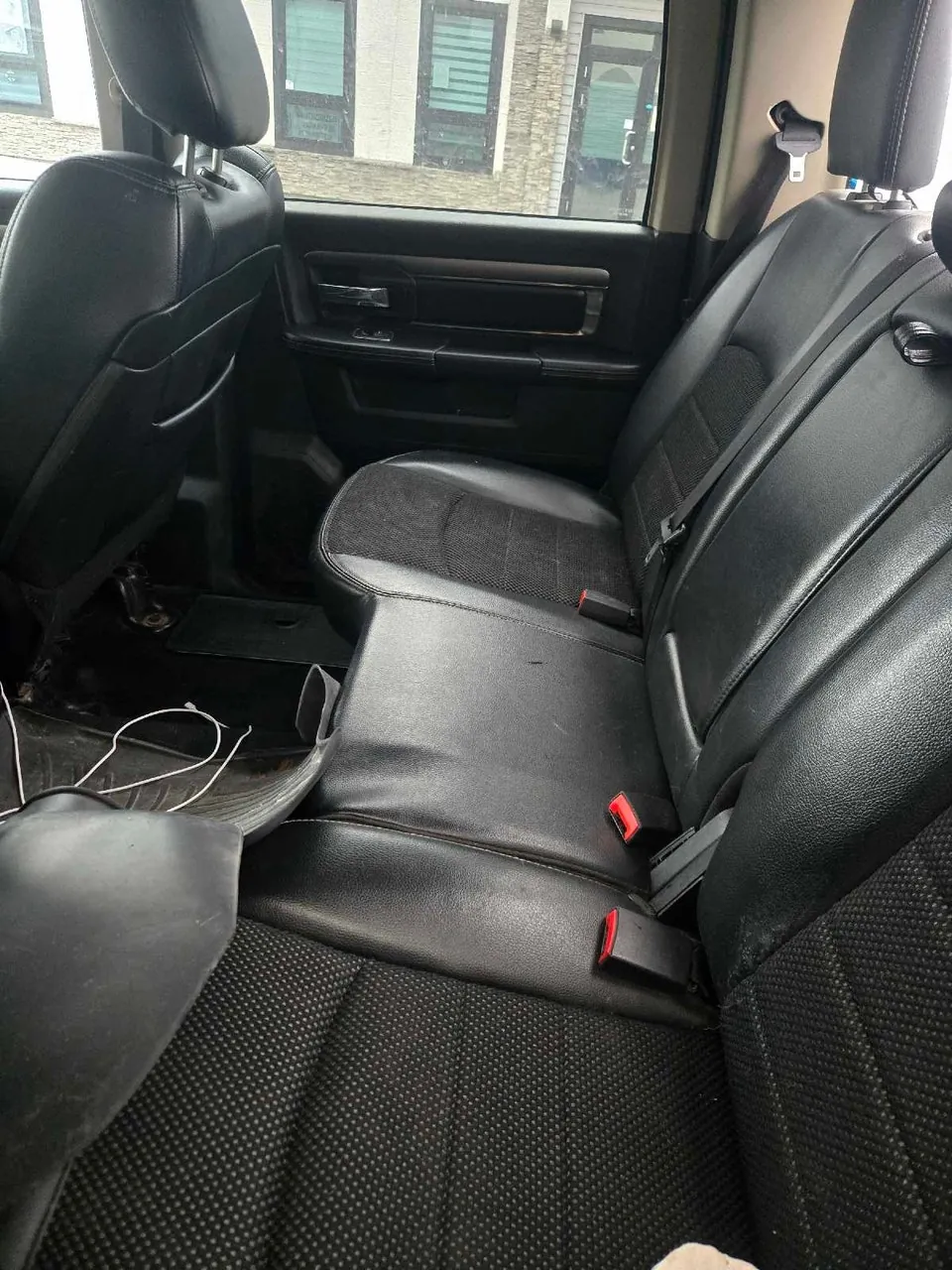 Dodge Ram 1500 2013 photo 2