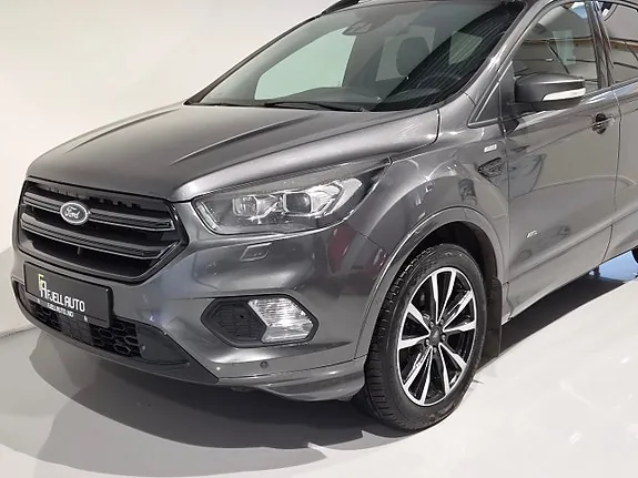 Ford Kuga 2018 photo 2