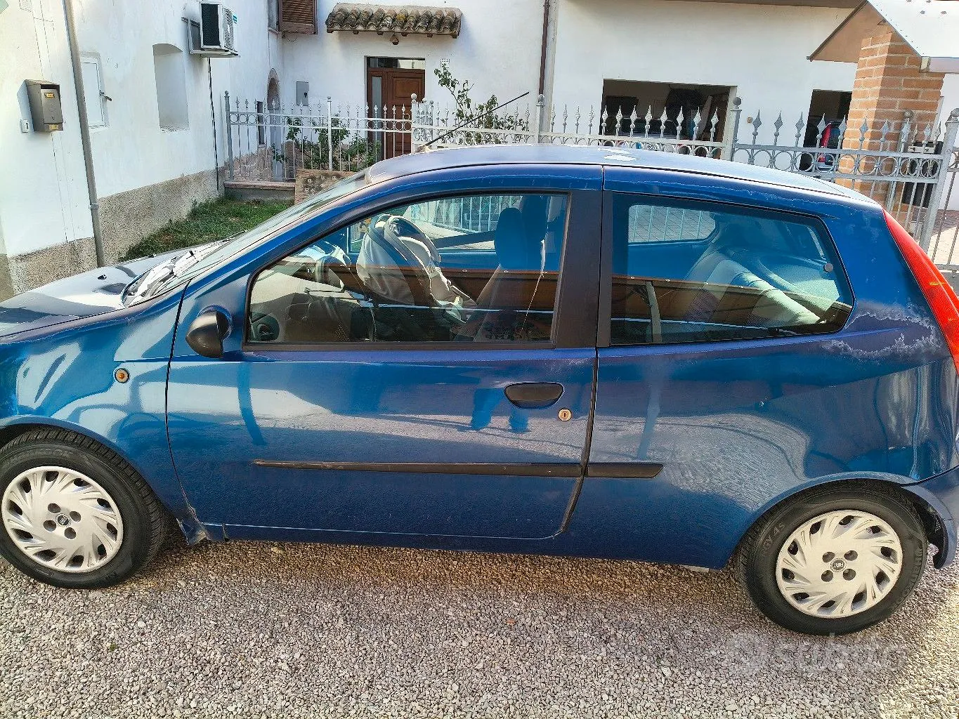 Fiat Punto 2002 photo 3