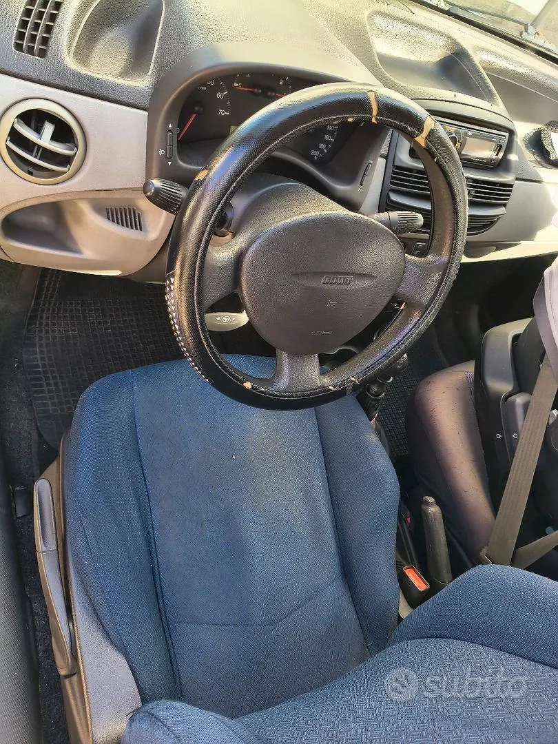 Fiat Punto 2002 photo 5