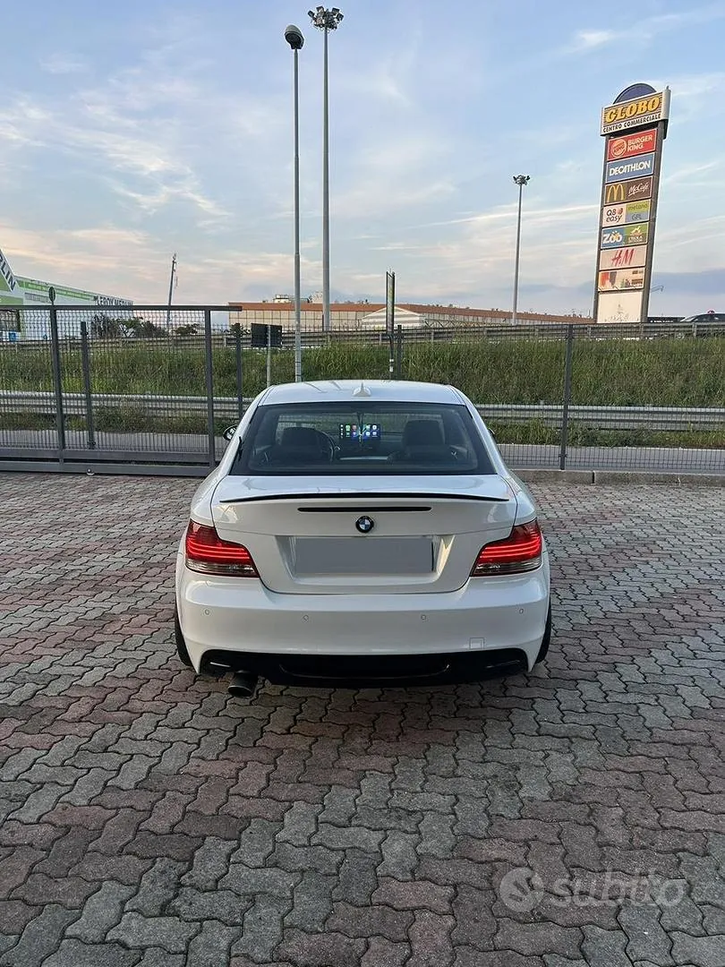 BMW 1 Series 2009 photo 3