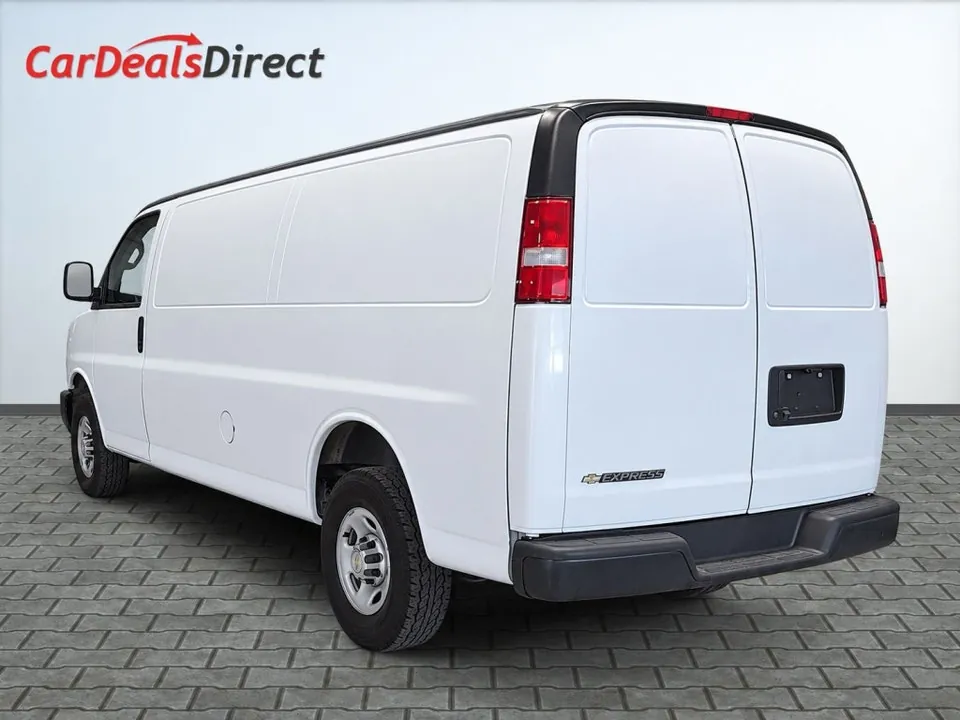 Chevrolet Express 2500 2024 photo 5