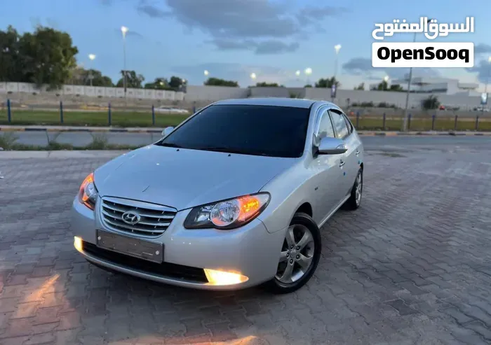 Hyundai Avante 2010 photo 4