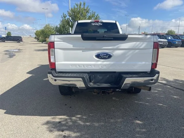 Ford Super Duty F-350 2018 photo 5