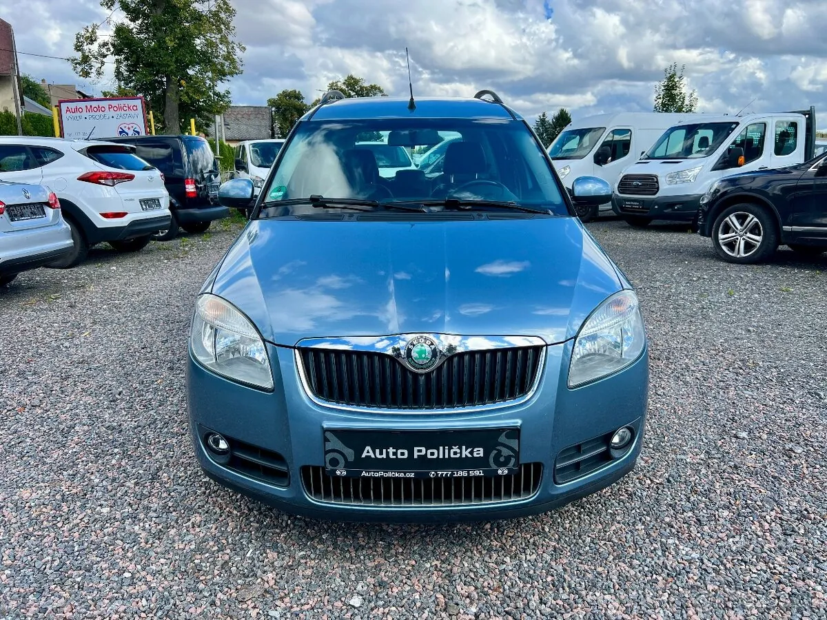 Skoda Roomster 2009 photo 3
