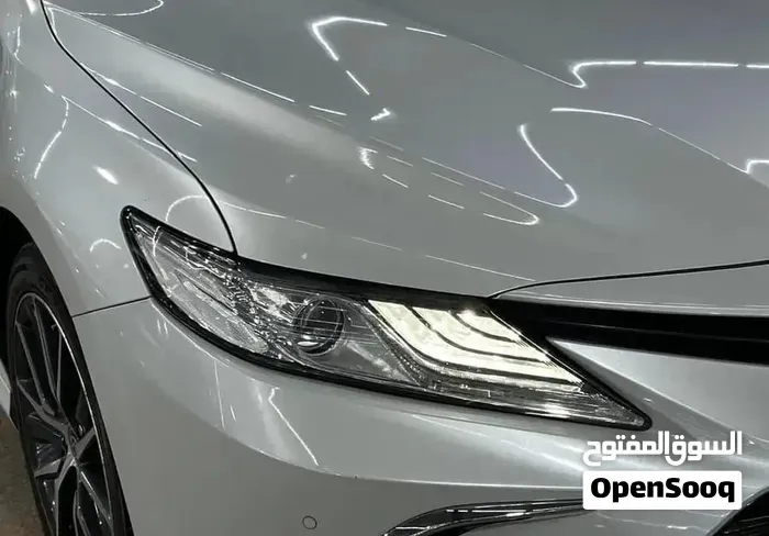 Toyota Camry 2021 photo 3