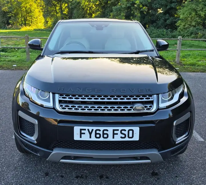 Land Rover Range Rover Evoque 2016 photo 2