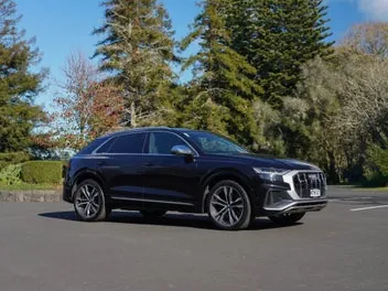 Audi Sq8 2020 photo 2