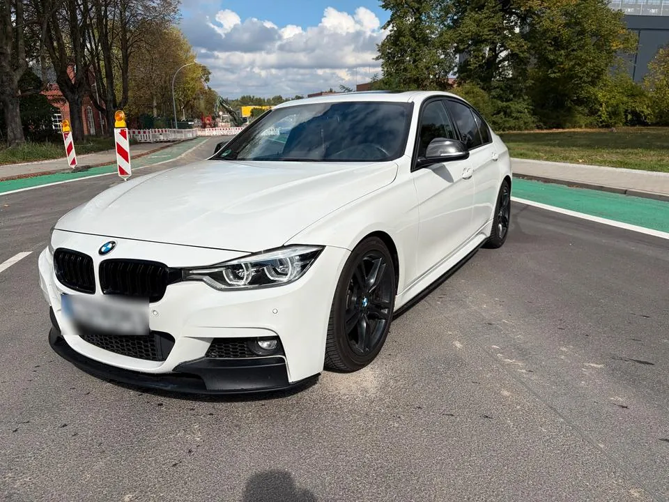BMW 328I