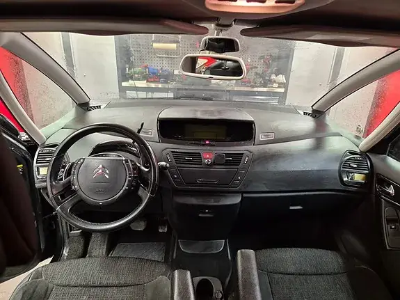 Citroen Grand C4 Picasso 2012 photo 5