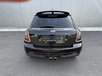 Mini Cooper S 2011 photo 3