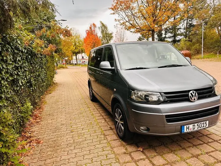 Volkswagen Caravelle