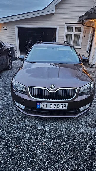 Skoda Octavia 2017 photo 2
