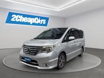 Nissan Serena 2014 photo 2