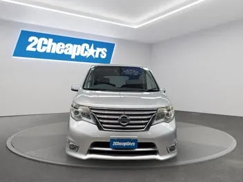 Nissan Serena 2014 photo 3