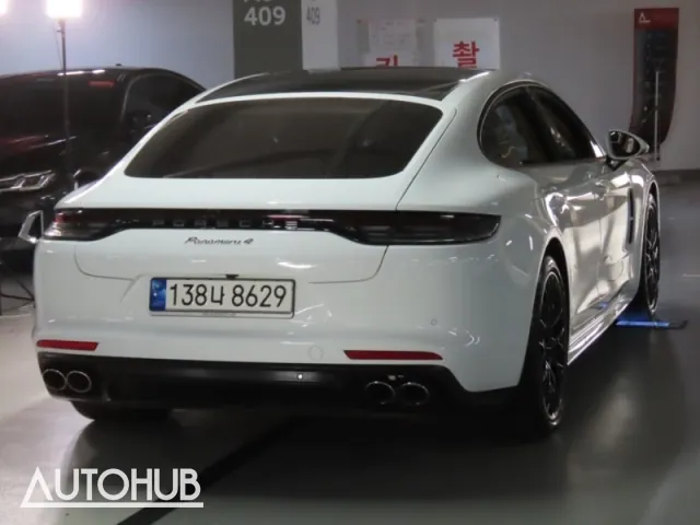 Porsche Panamera 2022 photo 3