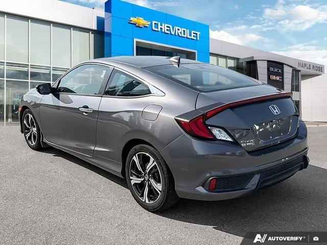 Honda Civic 2018 photo 3