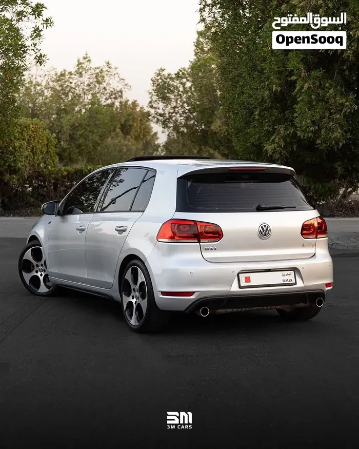 Volkswagen Golf Gti 2012 photo 2