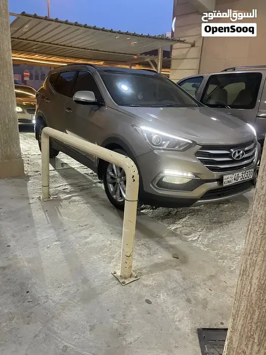 Hyundai Santa Fe 2017 photo 2