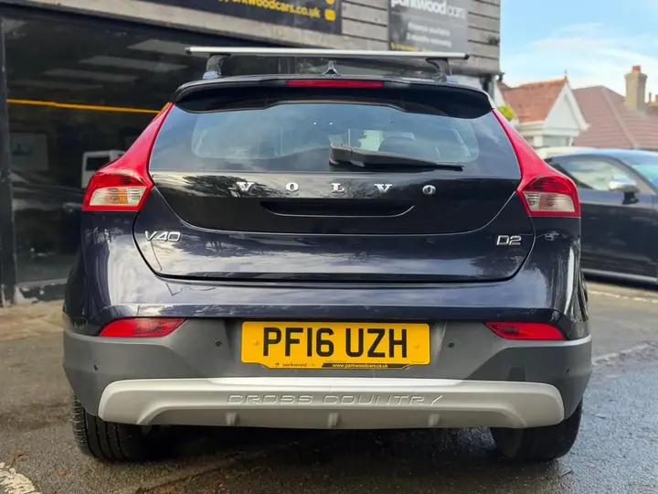 Volvo V40 2016 photo 3