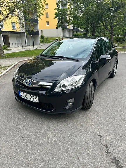 Toyota Auris 2011 photo 5