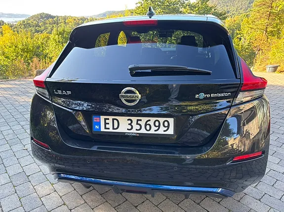 Nissan Leaf 2021 photo 3