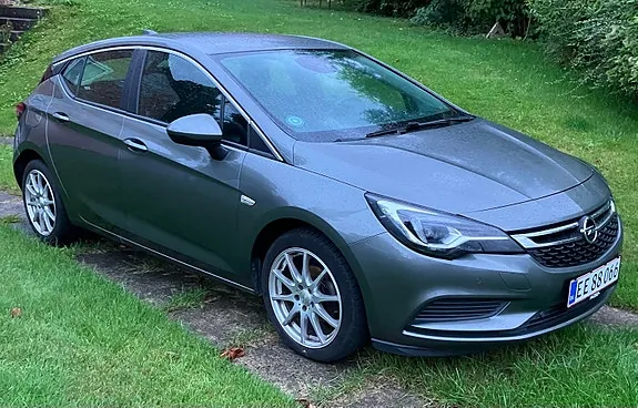 Opel Astra 2017 photo 2