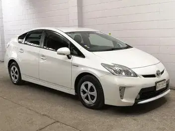 Toyota Prius 2014 photo 2