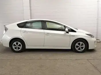 Toyota Prius 2014 photo 4