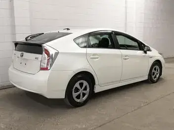 Toyota Prius 2014 photo 3