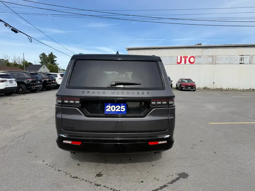 Jeep Grand Wagoneer 2025 photo 4
