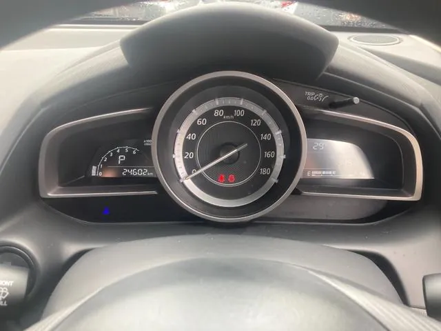 Mazda Demio 2016 photo 2