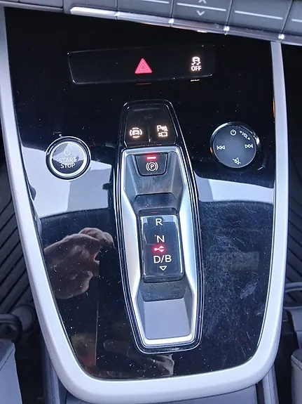 Audi Q4 E-Tron 2022 photo 3