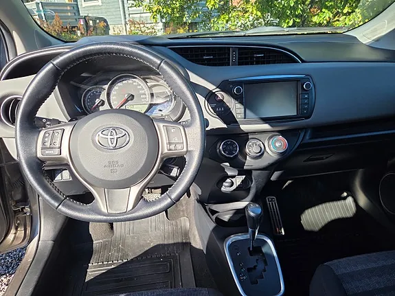 Toyota Yaris 2016 photo 4