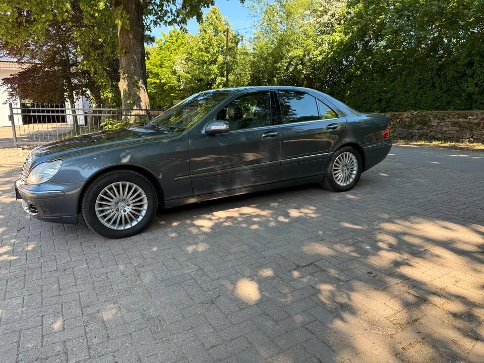 Mercedes-Benz S320