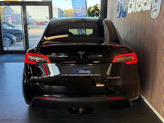 Tesla Model Y 2022 photo 5