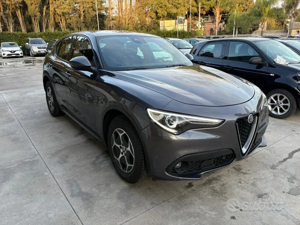 Alfa Romeo Stelvio 2022 photo 4