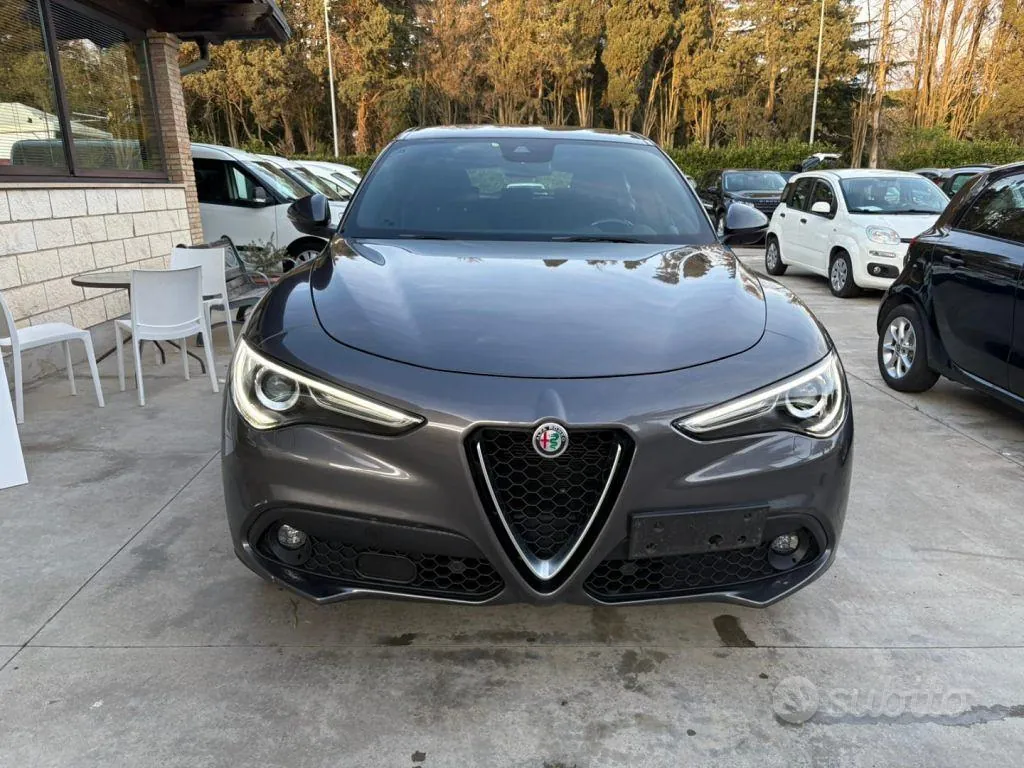 Alfa Romeo Stelvio 2022 photo 3