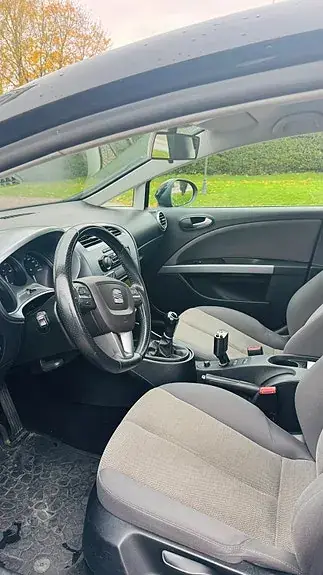 Seat Leon 2011 photo 5