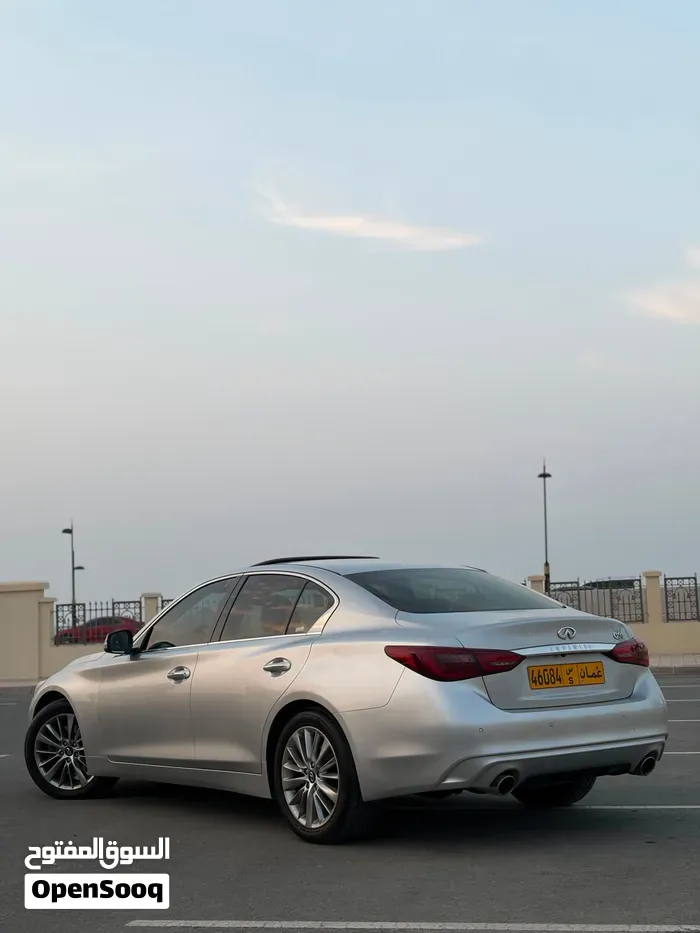 Infiniti Q50 2019 photo 2