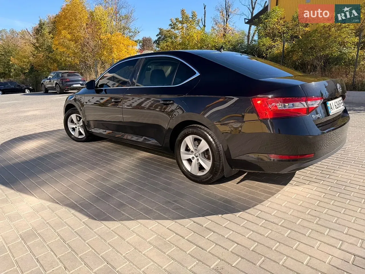 Skoda Superb 2018 photo 2