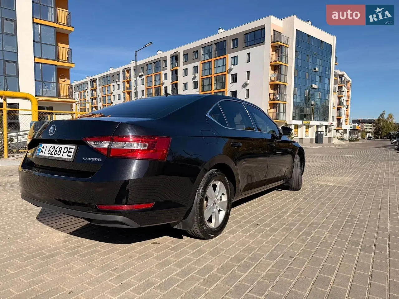 Skoda Superb 2018 photo 5