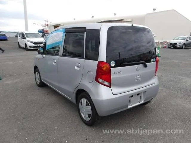 Honda Life 2010 photo 3