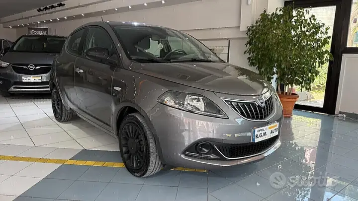 Lancia Ypsilon 2023 photo 5