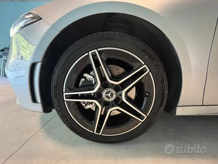 Mercedes-Benz A250E 2021 photo 3