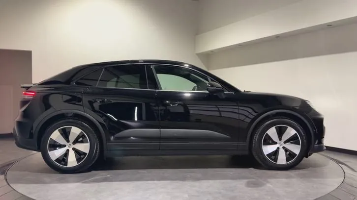 Porsche Macan 2025 photo 3