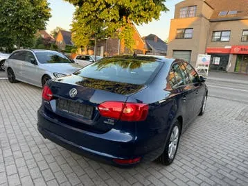 Volkswagen Jetta 2013 photo 3